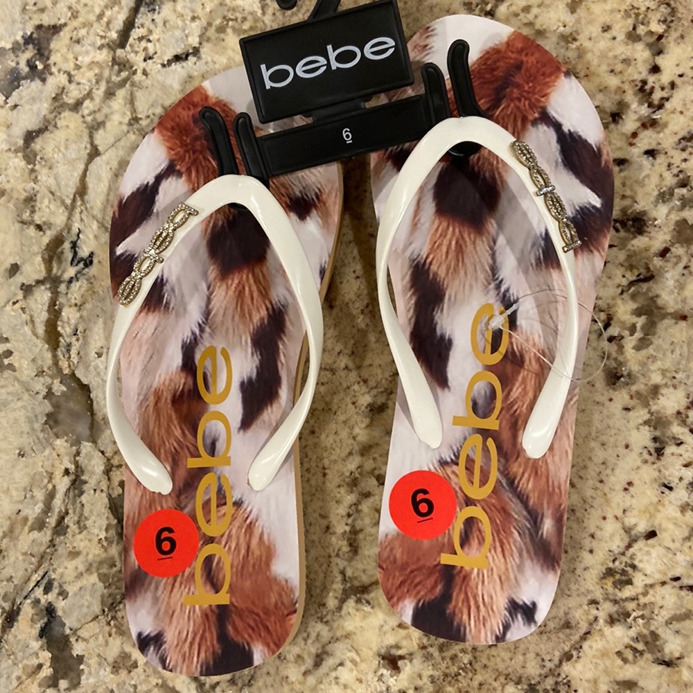 NWT BEBE WOMEN’S SLIPPERS